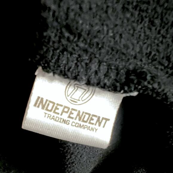 Paramore Running Out of Time Band Hoodie - Black - Size Medium - Picture 3 of 6